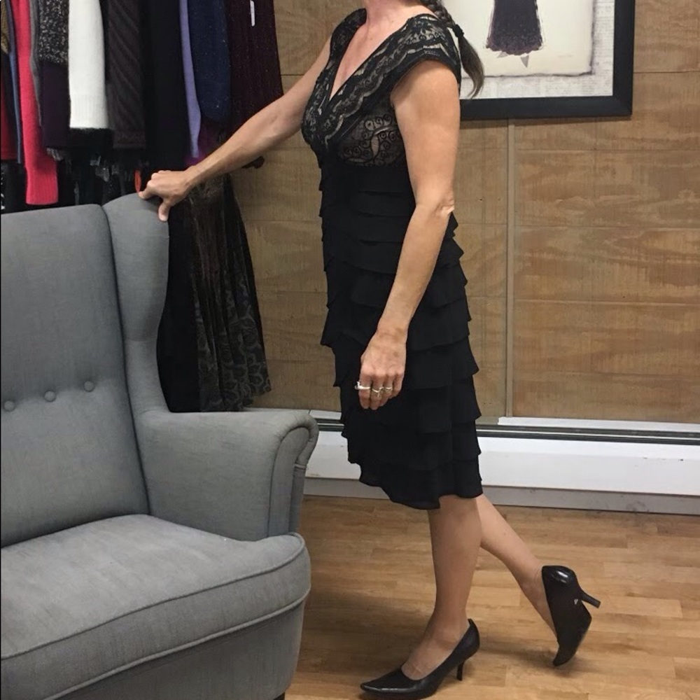 ADRIANNA PAPELL DRESS